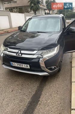 Mitsubishi Outlander  2018