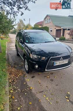 Mitsubishi Outlander 2011