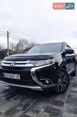 Mitsubishi Outlander 2016