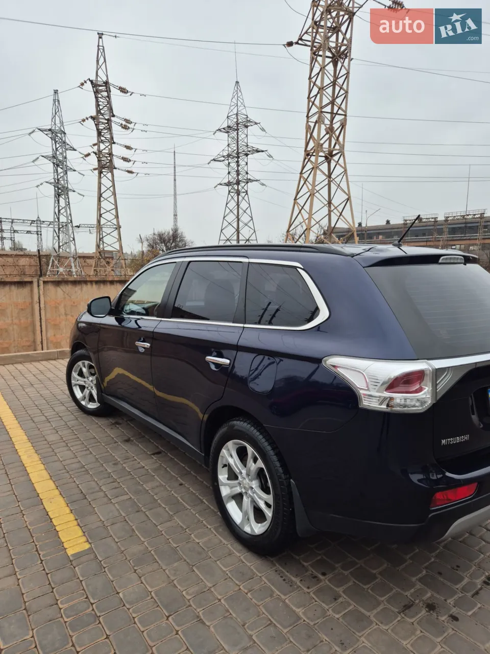 2013 Mitsubishi Outlander - мініатюра 3