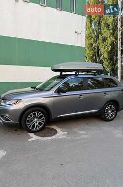 Mitsubishi Outlander 2018