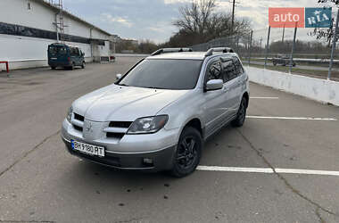 Mitsubishi Outlander  2004