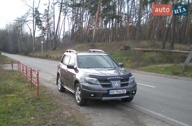 Mitsubishi Outlander  2006