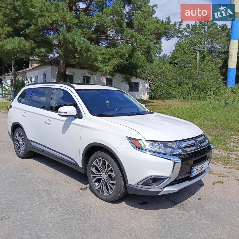 2015 Mitsubishi Outlander - мініатюра 2
