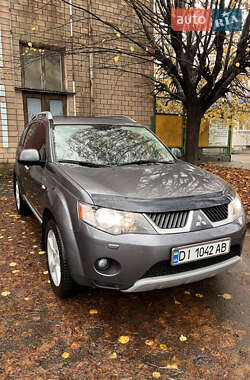 Mitsubishi Outlander  2008