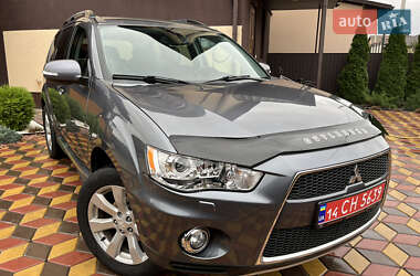 Mitsubishi Outlander 2012