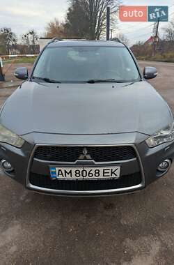 Mitsubishi Outlander 2011