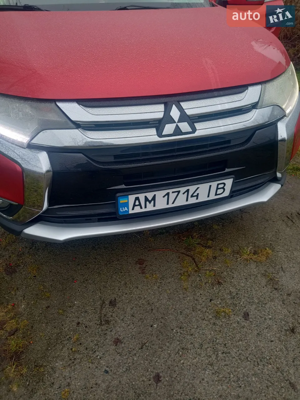 2016 Mitsubishi Outlander - фото 1