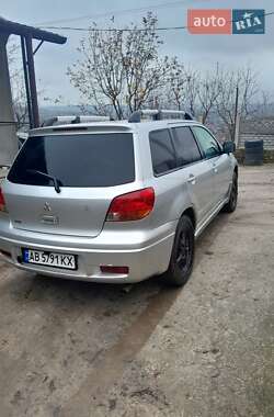 Mitsubishi Outlander  2003