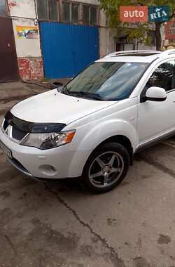Mitsubishi Outlander 2008