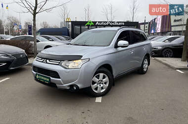 Mitsubishi Outlander 2012
