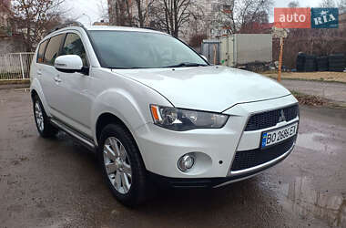 Mitsubishi Outlander 2013