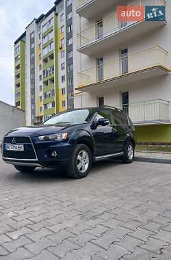 Mitsubishi Outlander 2010