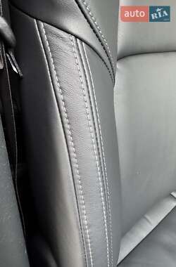 Mitsubishi Outlander  2018