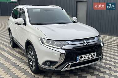 Mitsubishi Outlander  2018