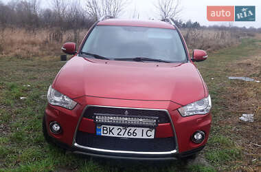 Mitsubishi Outlander  2009