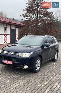 Mitsubishi Outlander 2013