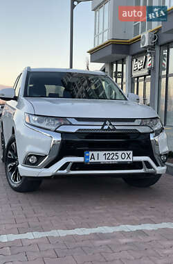Mitsubishi Outlander 2017