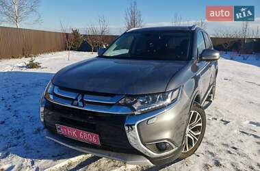 Mitsubishi Outlander 2016