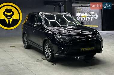 Mitsubishi Outlander 2016