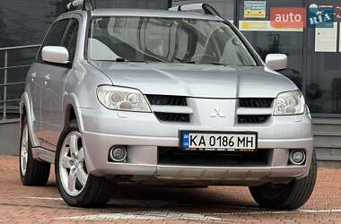 Mitsubishi Outlander  2006