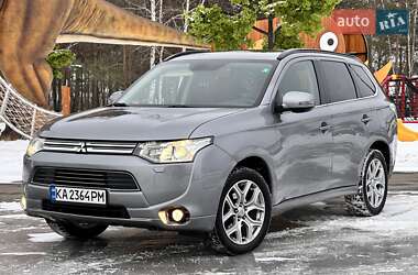 Mitsubishi Outlander  2013