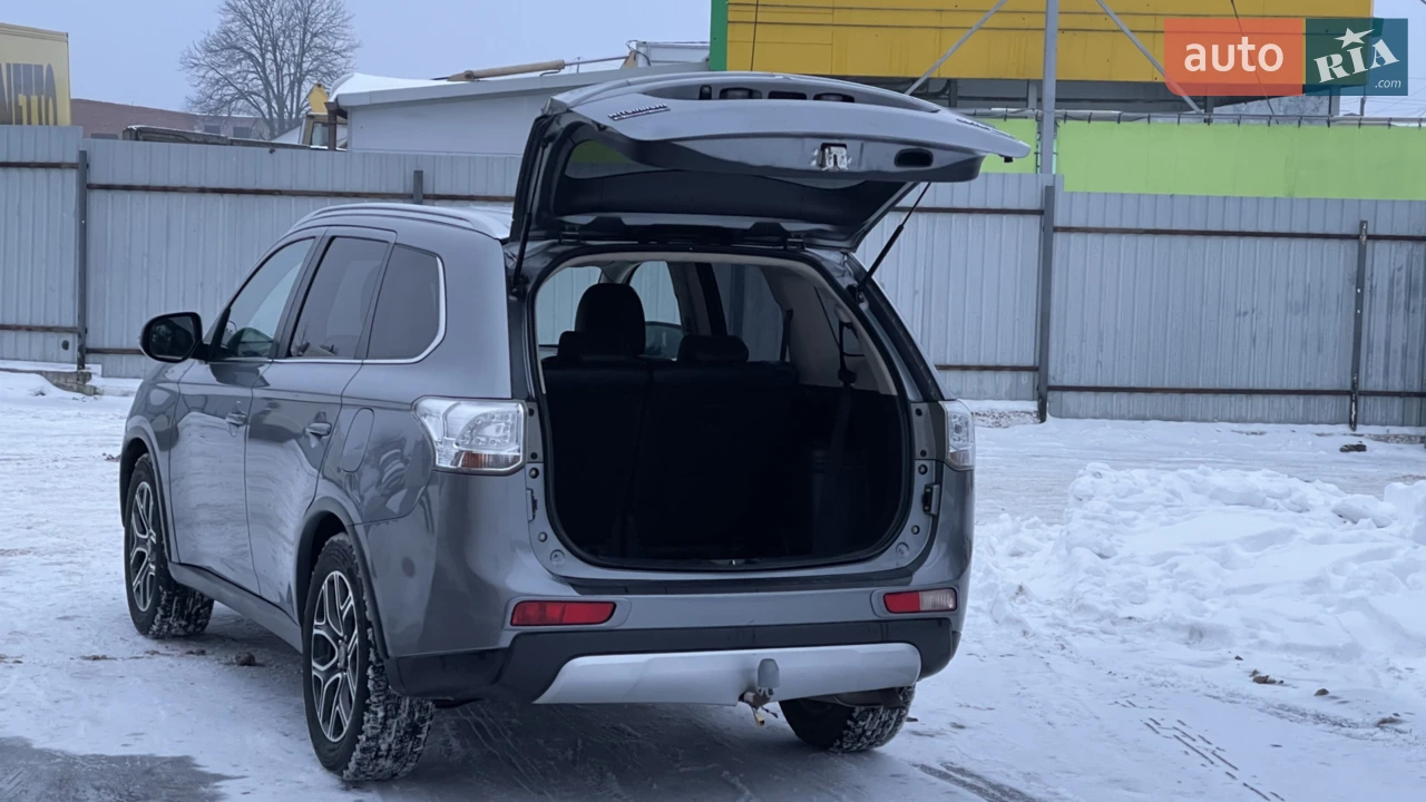 2014 Mitsubishi Outlander - мініатюра 4