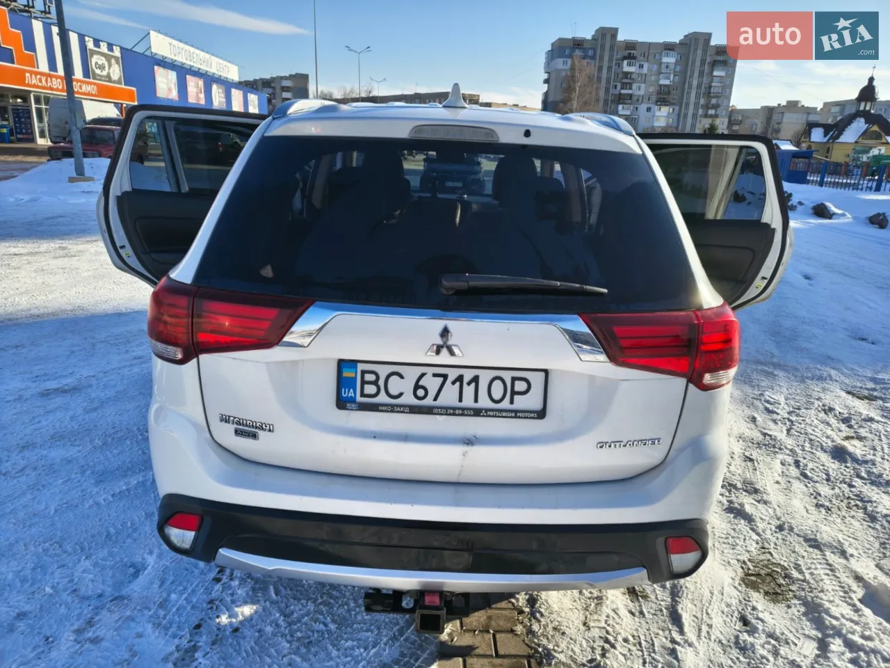 2017 Mitsubishi Outlander - мініатюра 3
