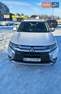 Mitsubishi Outlander  2017