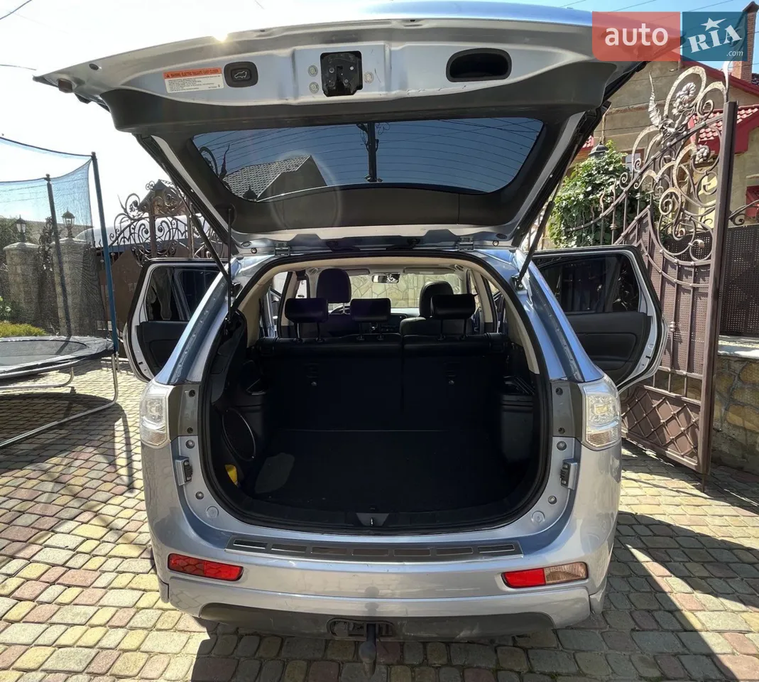 2013 Mitsubishi Outlander - мініатюра 5