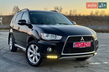Mitsubishi Outlander  2011