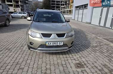 Mitsubishi Outlander  2008
