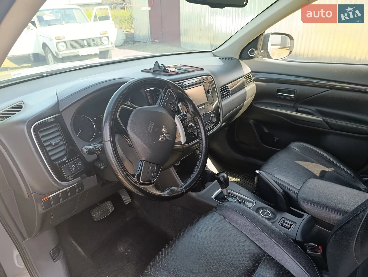 2016 Mitsubishi Outlander - мініатюра 4