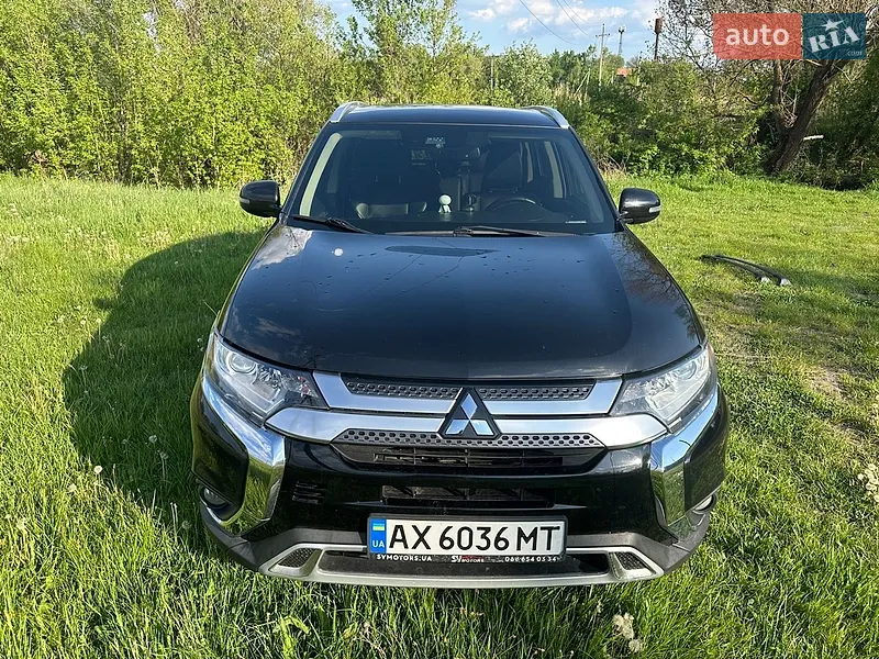 Mitsubishi Outlander 2020