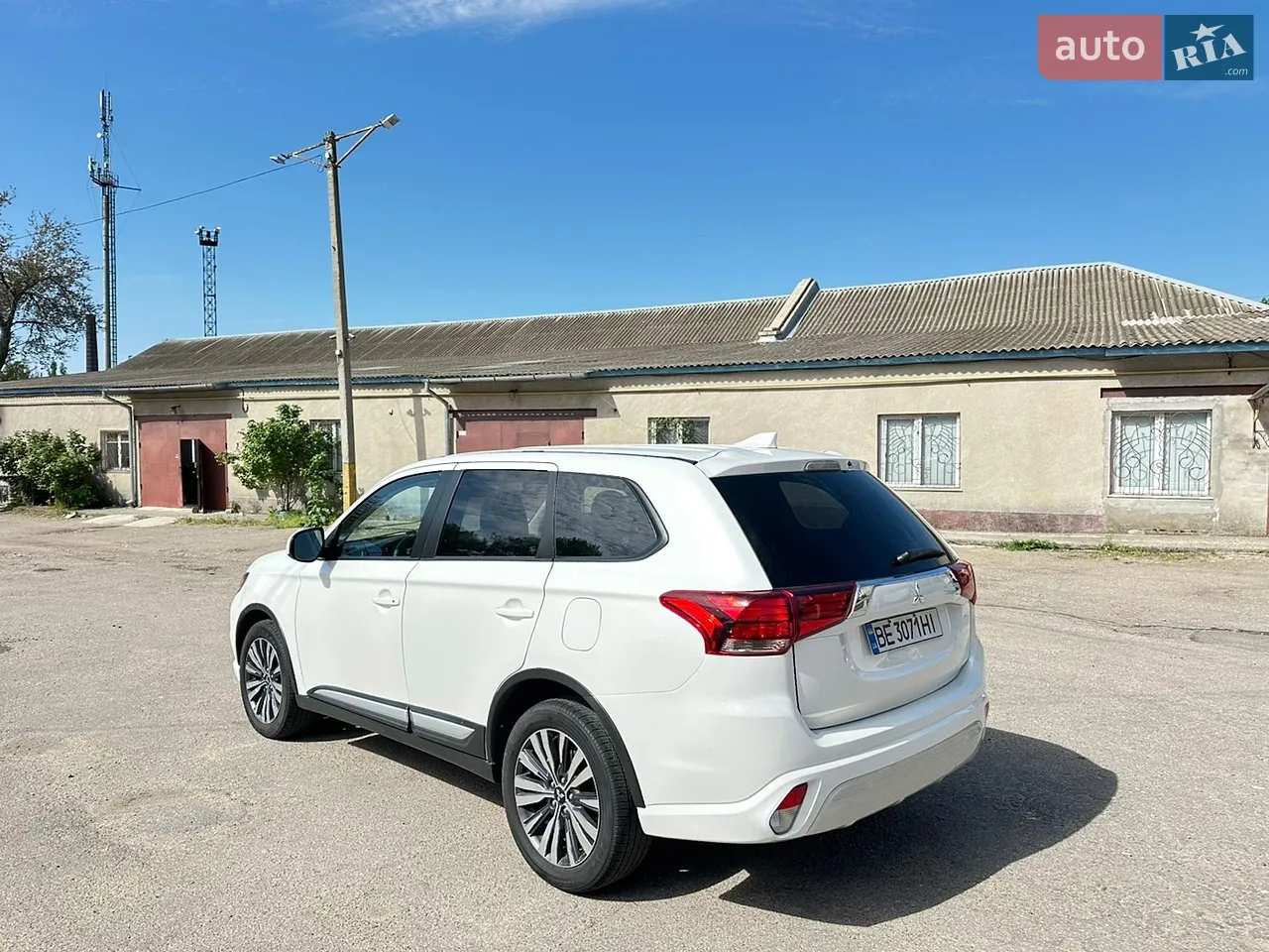 2020 Mitsubishi Outlander - мініатюра 5