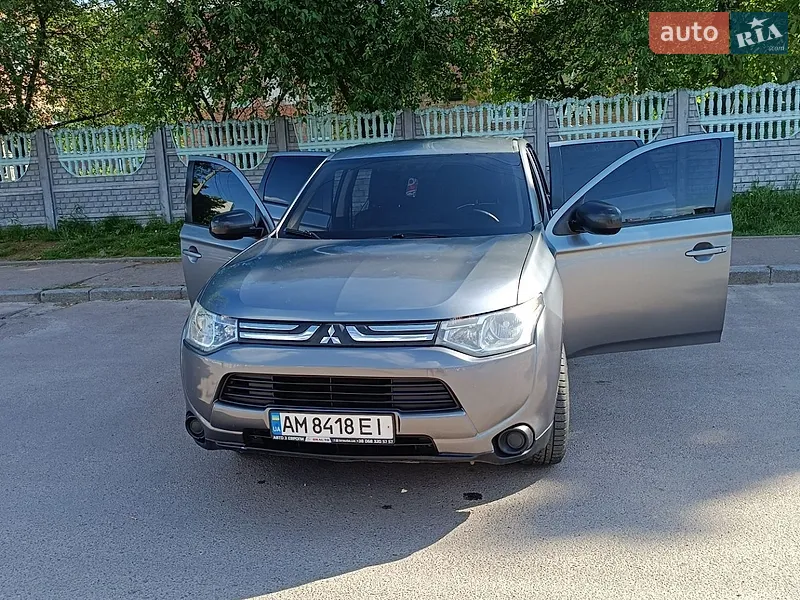 Mitsubishi Outlander
