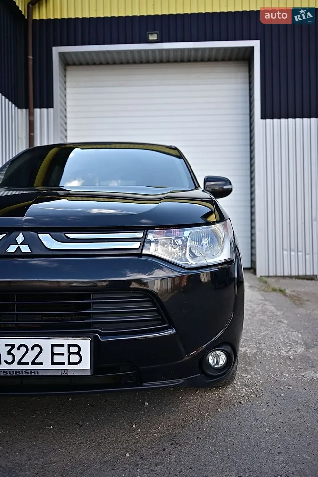 2013 Mitsubishi Outlander - мініатюра 5
