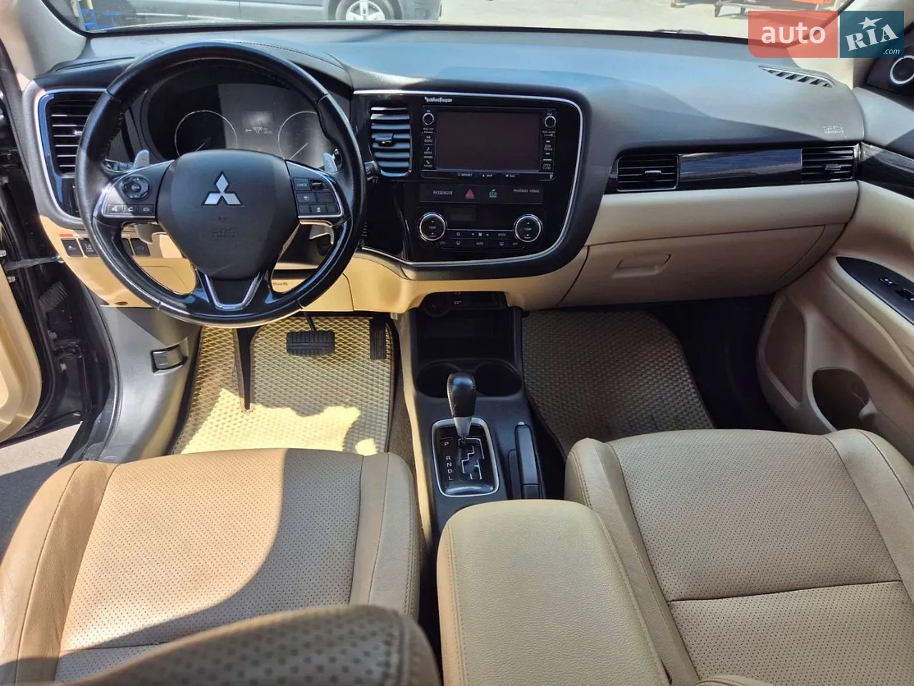2016 Mitsubishi Outlander - мініатюра 3