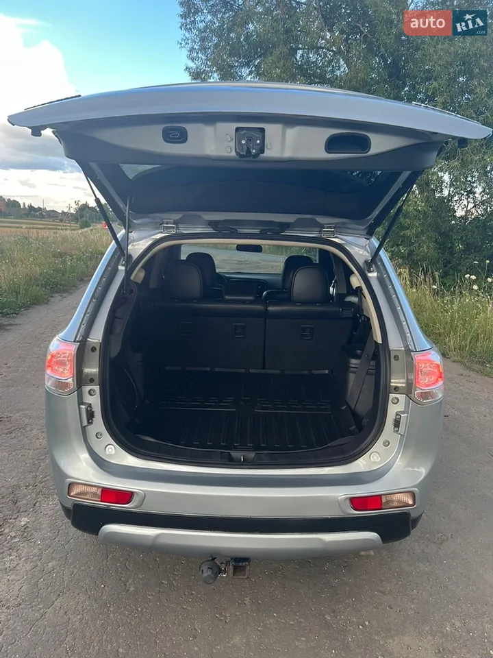 2014 Mitsubishi Outlander - мініатюра 3