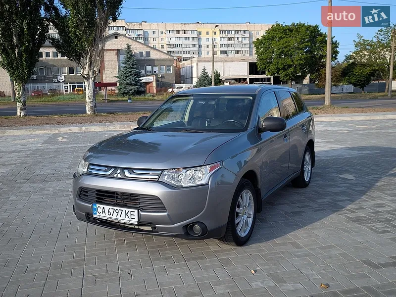 Mitsubishi Outlander
