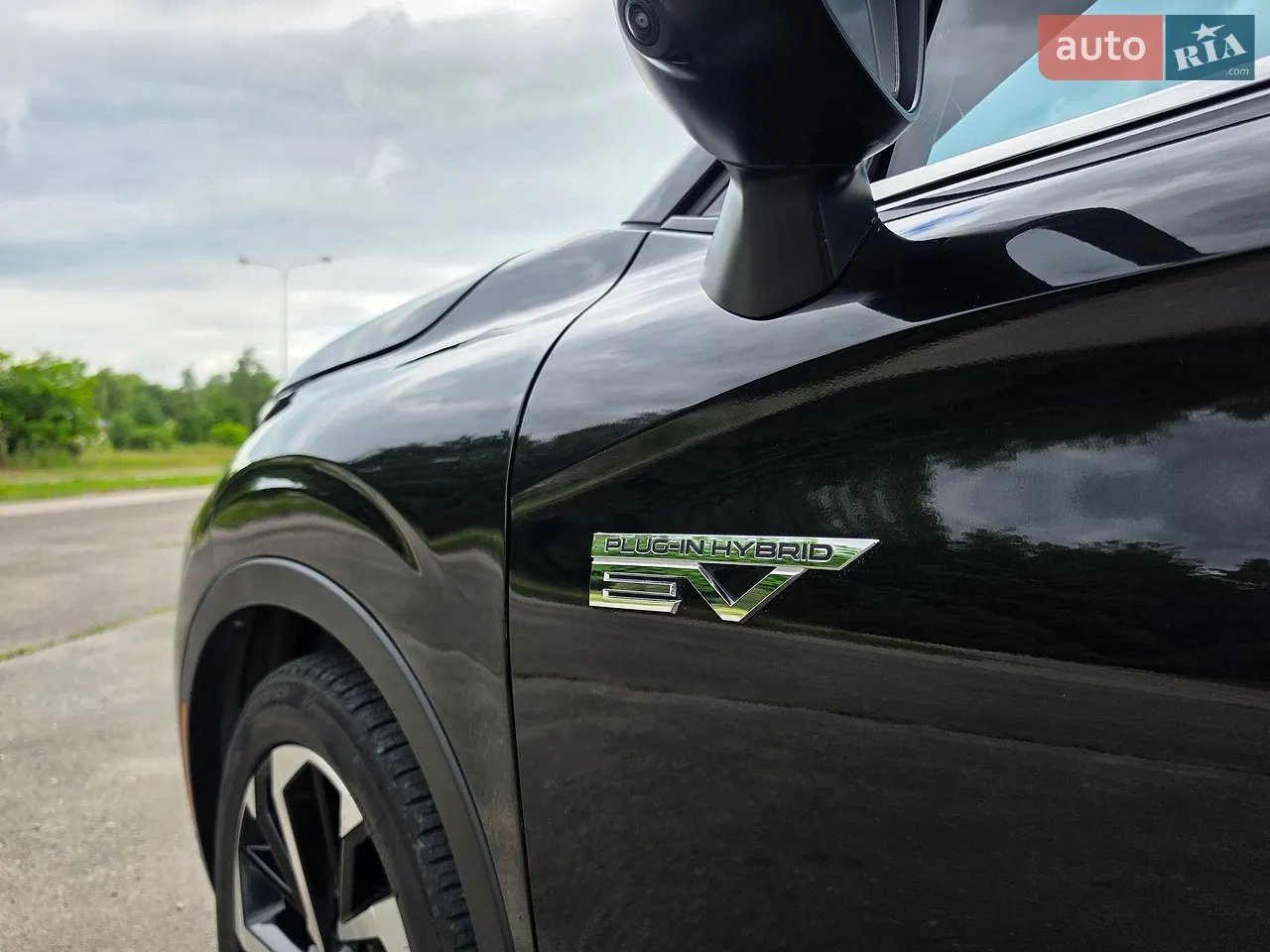 2022 Mitsubishi Outlander - мініатюра 2