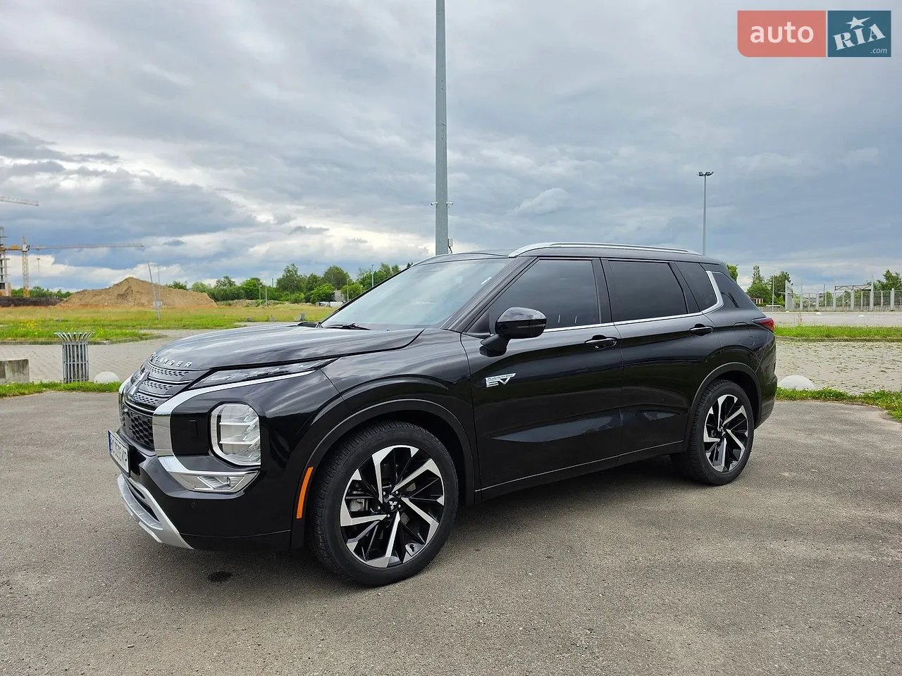 2022 Mitsubishi Outlander - мініатюра 5
