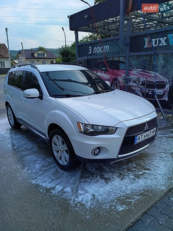 2010 Mitsubishi Outlander - мініатюра 5