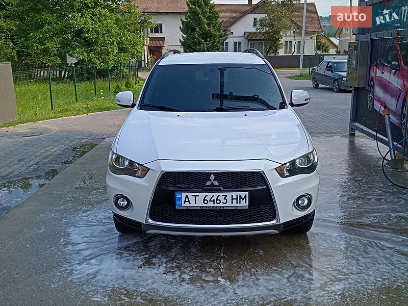 Mitsubishi Outlander 2010