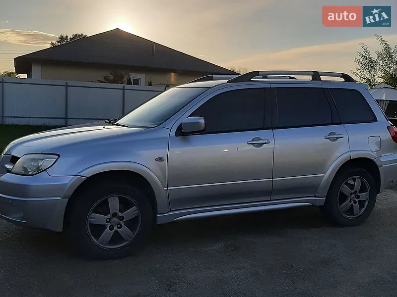 Mitsubishi Outlander