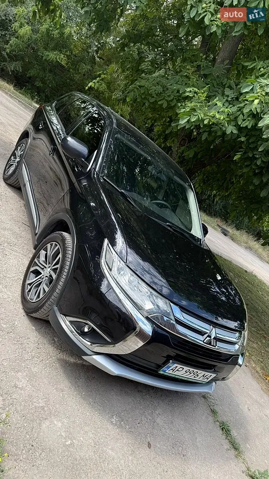 2018 Mitsubishi Outlander - мініатюра 2