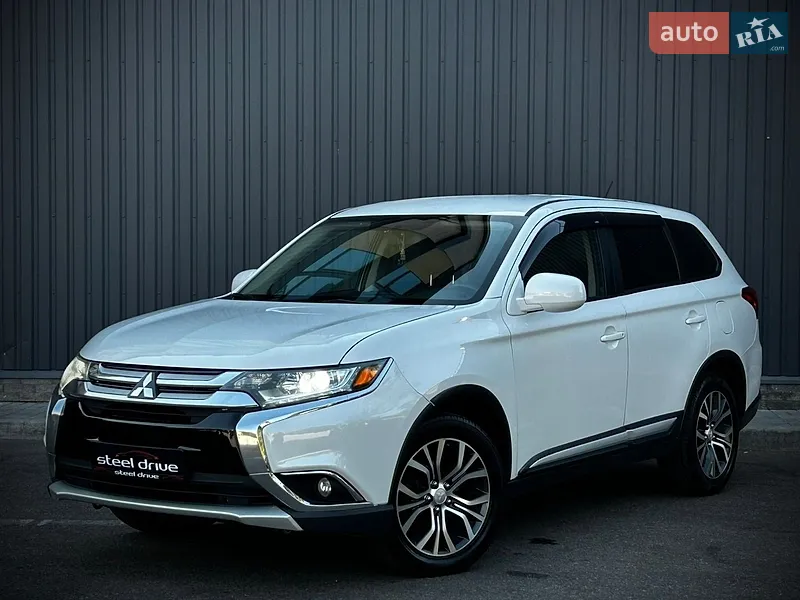 Mitsubishi Outlander 2016