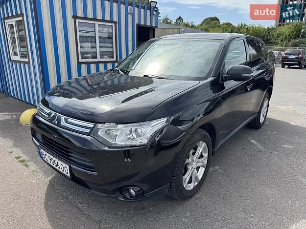 Mitsubishi Outlander 2013