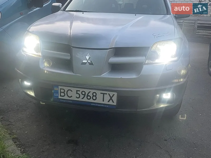 Mitsubishi Outlander 2003