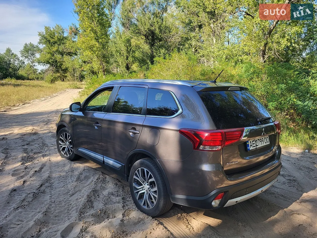 2015 Mitsubishi Outlander - мініатюра 4